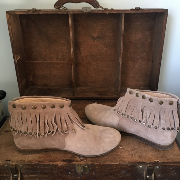 Anine Bing Fringe Moccasins. Sz6. Like new. EUC - Picture 2 of 7